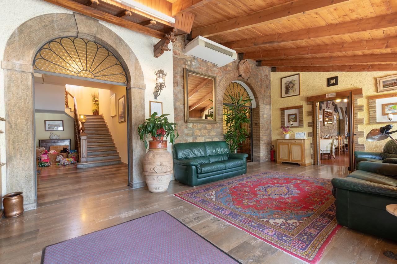Hotel Villa Elda Assisi Exterior foto
