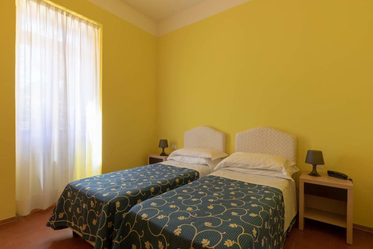 Hotel Villa Elda Assisi Exterior foto